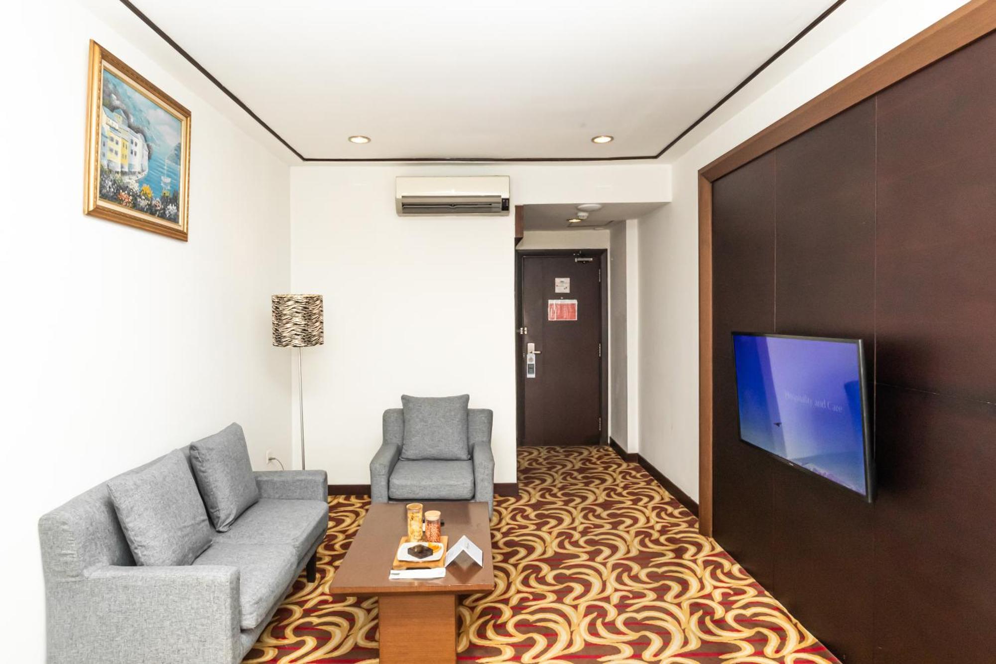 Swiss-Belinn Baloi Batam Nagoya Exterior foto